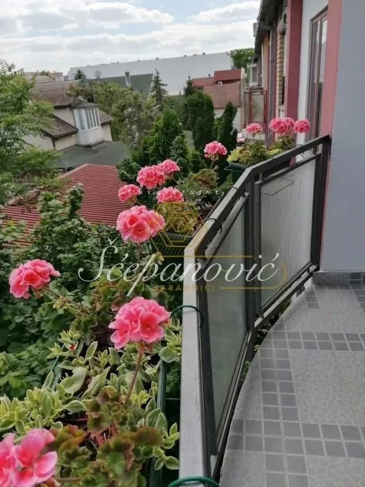 Prodaja, trosoban stan, 87m², Telep južni, Novi Sad Sve Podlokacije