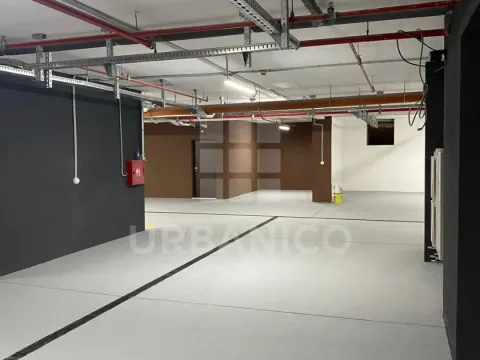 Sale, parking/garage, 18m², Pobrežje, Podgorica - image 3