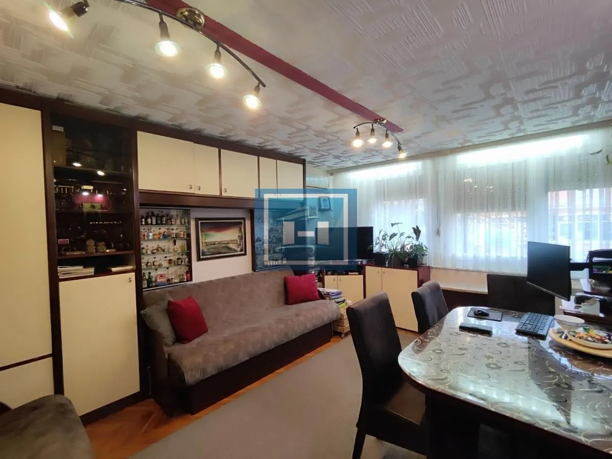 Prodaja, jednosoban stan, 41m², Centar, Jagodina