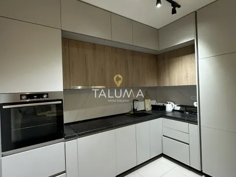 Rent, one bedroom apartment, 50m², City Kvart, Podgorica - image 8