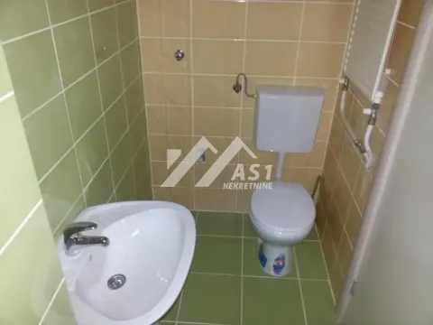 Izdavanje, jednosoban stan, 36m², Bulevar Evrope, Novi Sad Sve Podlokacije - image 10