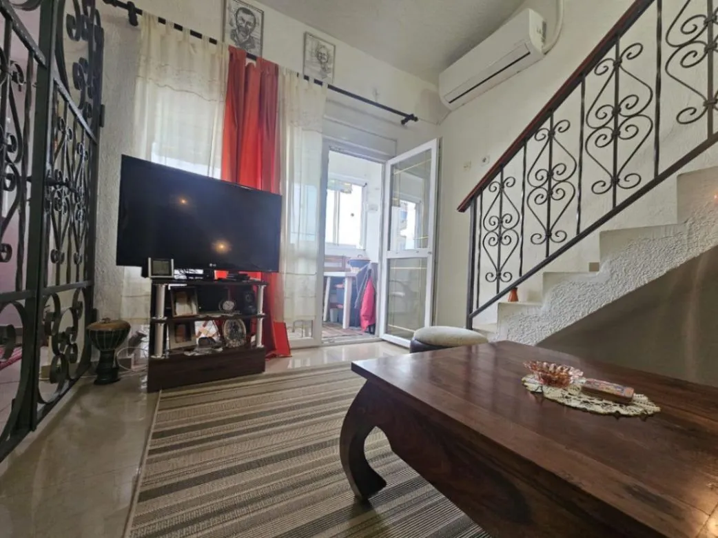 Sale, one bedroom apartment, 44m², Centar, Bar