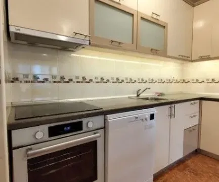 Izdavanje, jednosoban stan, 53m², Centar, Bar - image 9