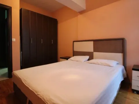 Izdavanje, stan, 41m², Centar, Bar - image 3