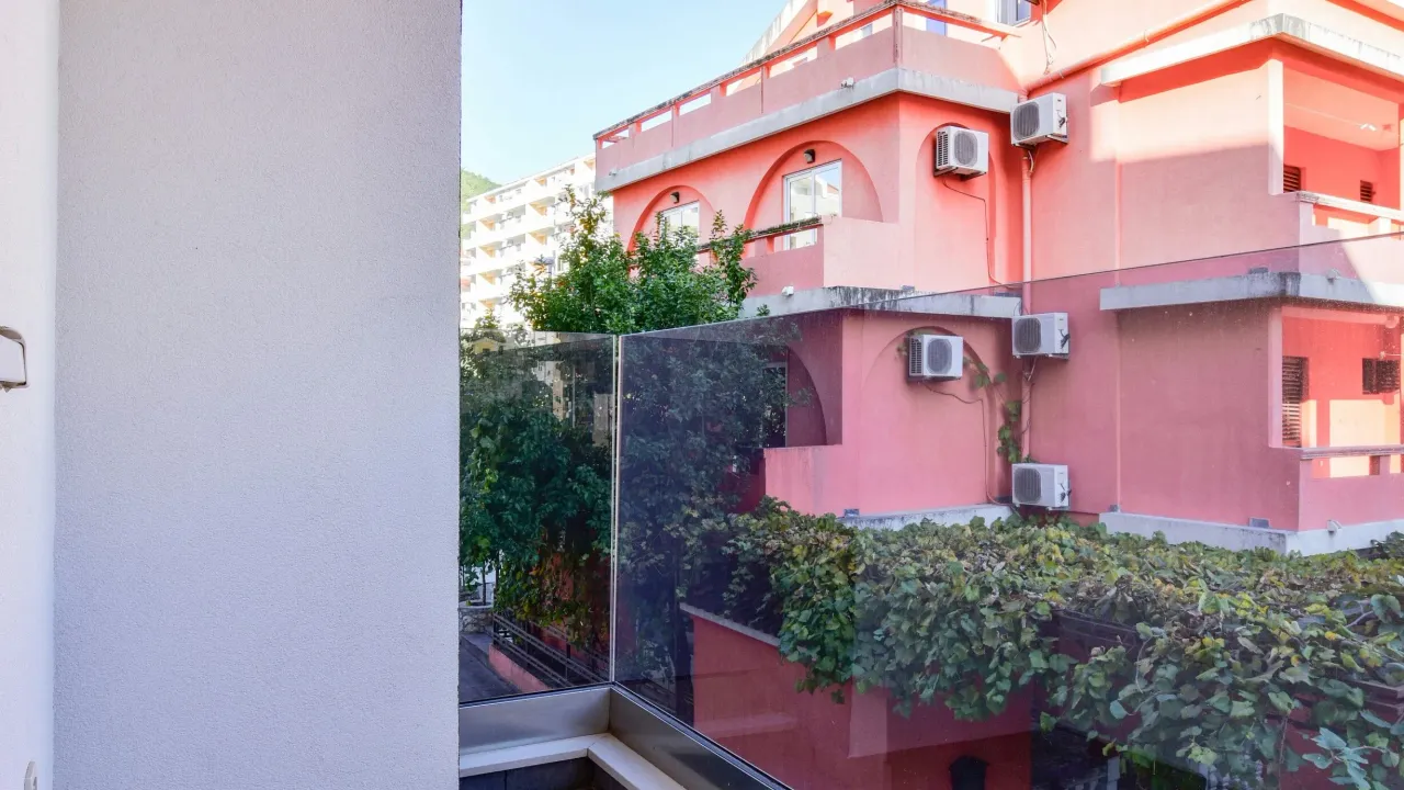 Rent, studio apartment, 30m², Rozino, Budva
