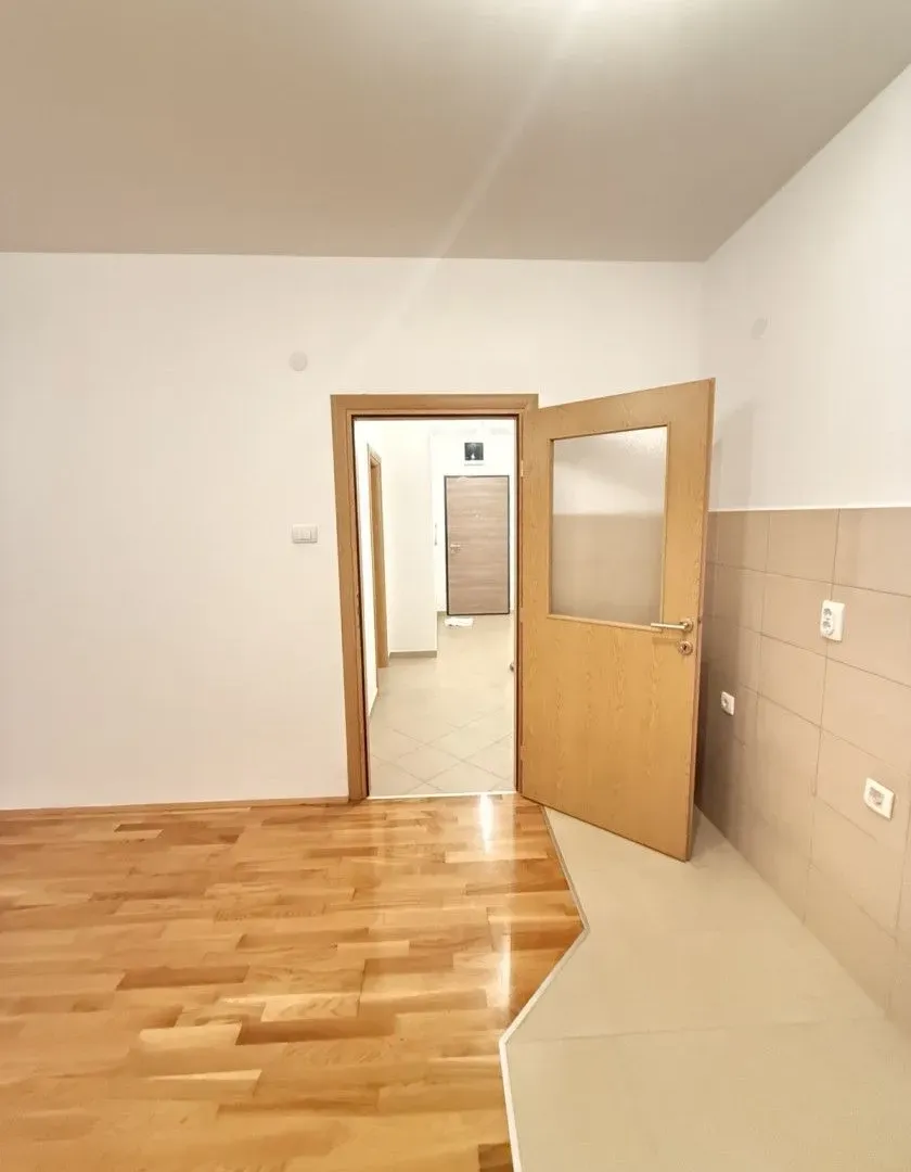 Prodaja, jednosoban stan, 49m², Ljubović, Podgorica