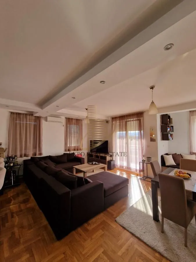 Prodaja, četvorosoban stan, 120m², Nova Detelinara, Novi Sad Sve Podlokacije