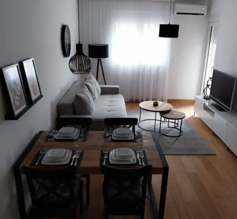 Izdavanje, jednosoban stan, 45m², City Kvart, Podgorica