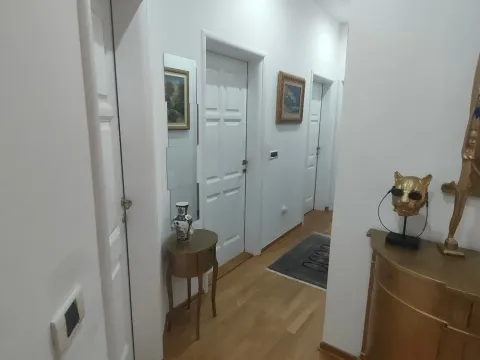 Prodaja, četvorosoban stan, 116m², Vračar Sve Podlokacije, Beograd - image 6