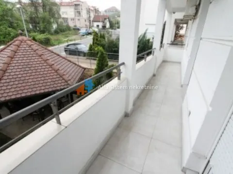 Rent, two bedroom apartment, 70m², Savski Venac, Beograd - image 20