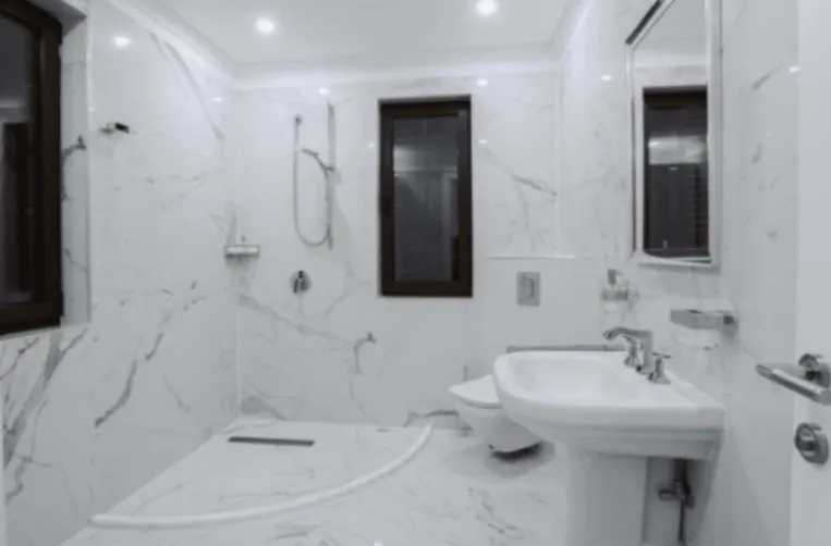 Izdavanje, kuća, 300m², Blizikuće, Budva
