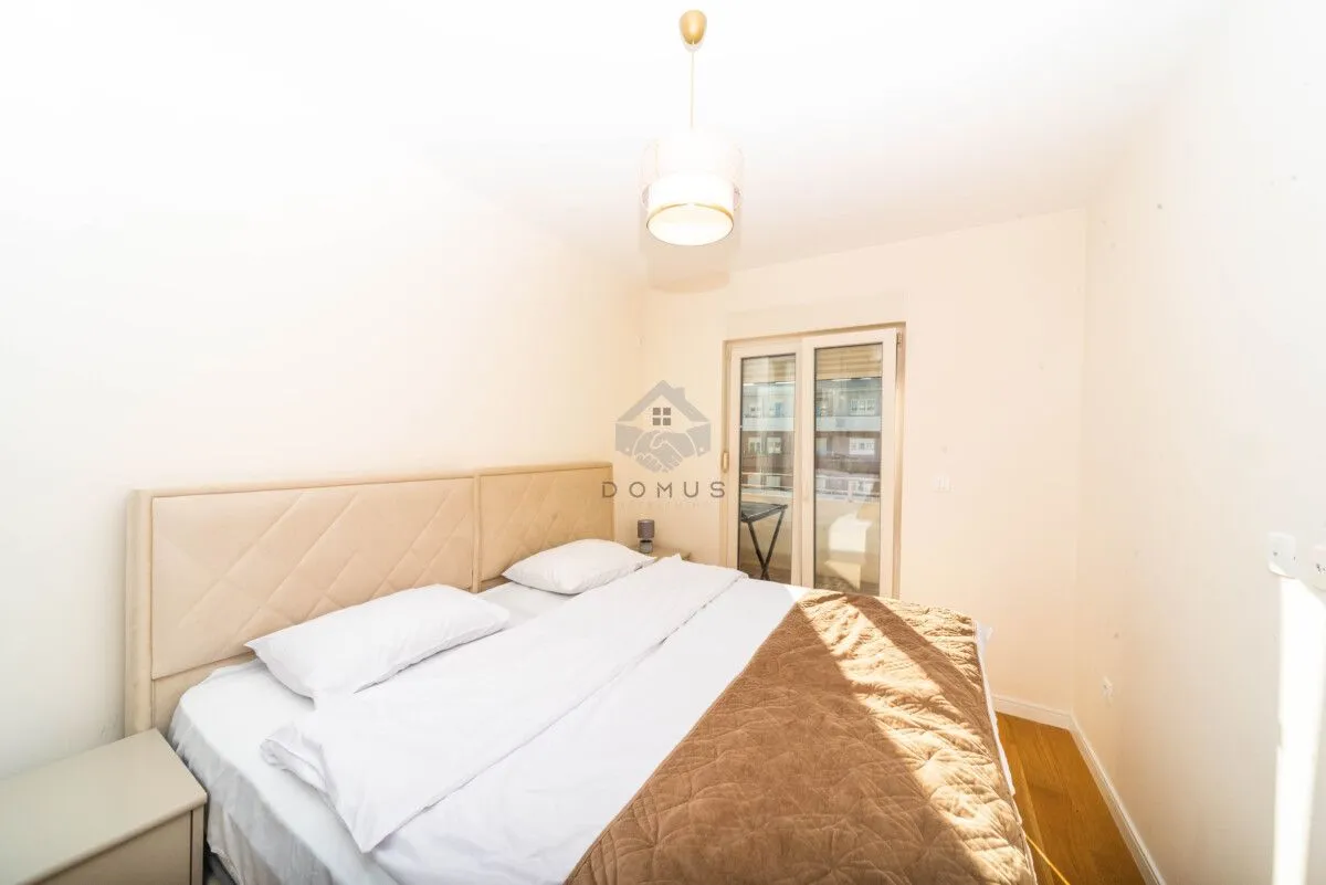 Prodaja, jednosoban stan, 49m², Central Point, Podgorica
