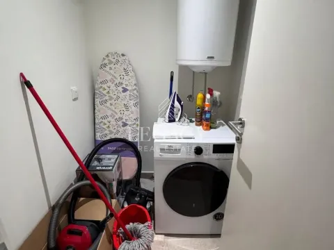 Rent, three bedroom apartment, 79m², Savski Venac, Beograd - image 14