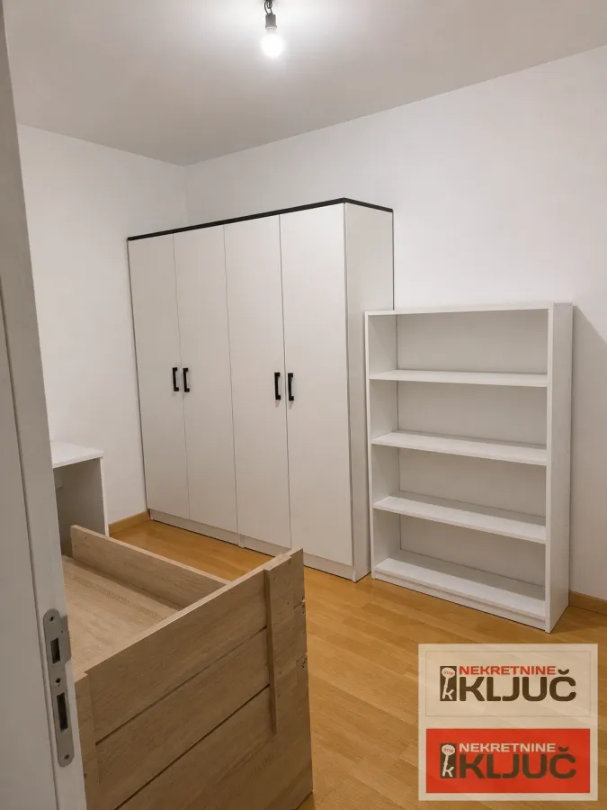 Prodaja, trosoban stan, 86m², Bulevar Oslobodjenja, Novi Sad Sve Podlokacije