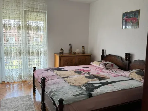Izdavanje, dvosoban stan, 65m², Gornja Gorica, Podgorica - image 12