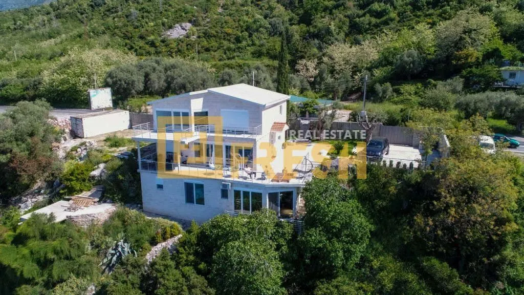 Sale, house, 200m², Bar, Crna Gora