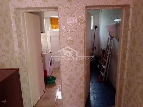 Sale, house, 62m², Kneževac, Beograd - image 18