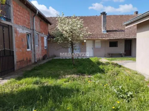 Stan in Padinska Skela