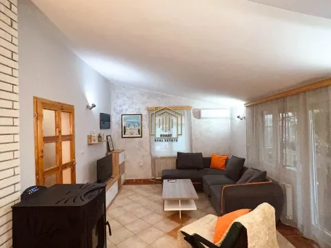 Izdavanje, trosoban stan, 130m², Zabjelo, Podgorica - image 7