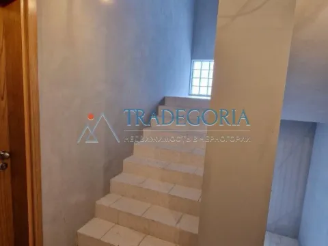 Prodaja, stan, 403m², Kotor, Crna Gora - image 2