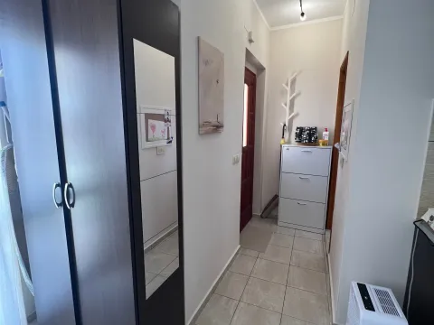 Rent, apartment, 26m², Sutomore, Bar - image 6