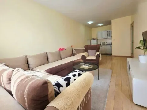 Izdavanje, jednosoban stan, 46m², City Kvart, Podgorica - image 4