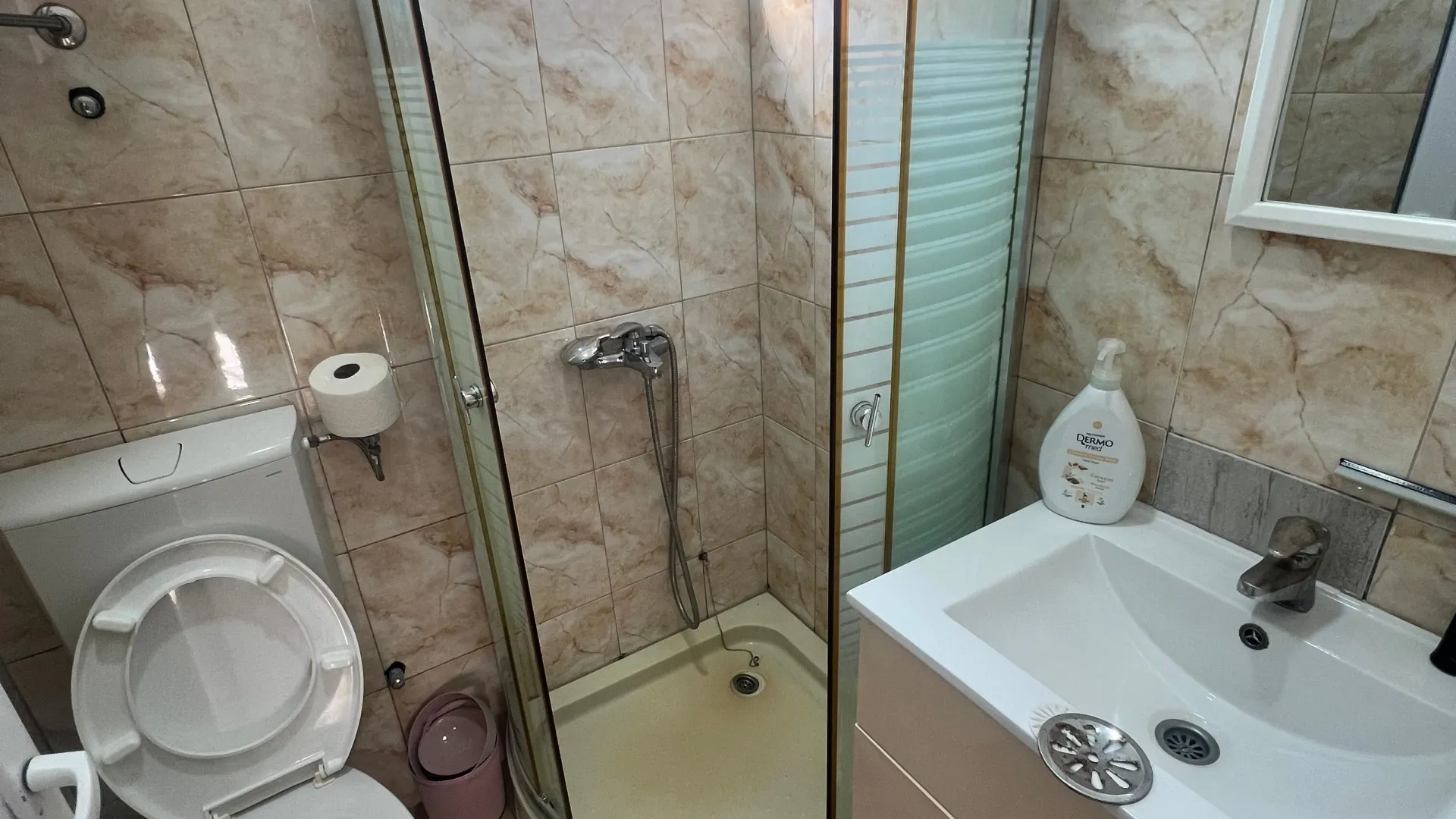 Izdavanje, jednosoban stan, 35m², Bjeliši, Bar