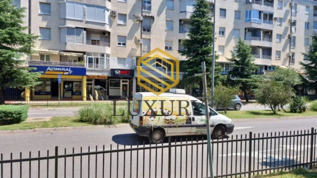 Rent, office space, 90m², Stari Aerodrom, Podgorica