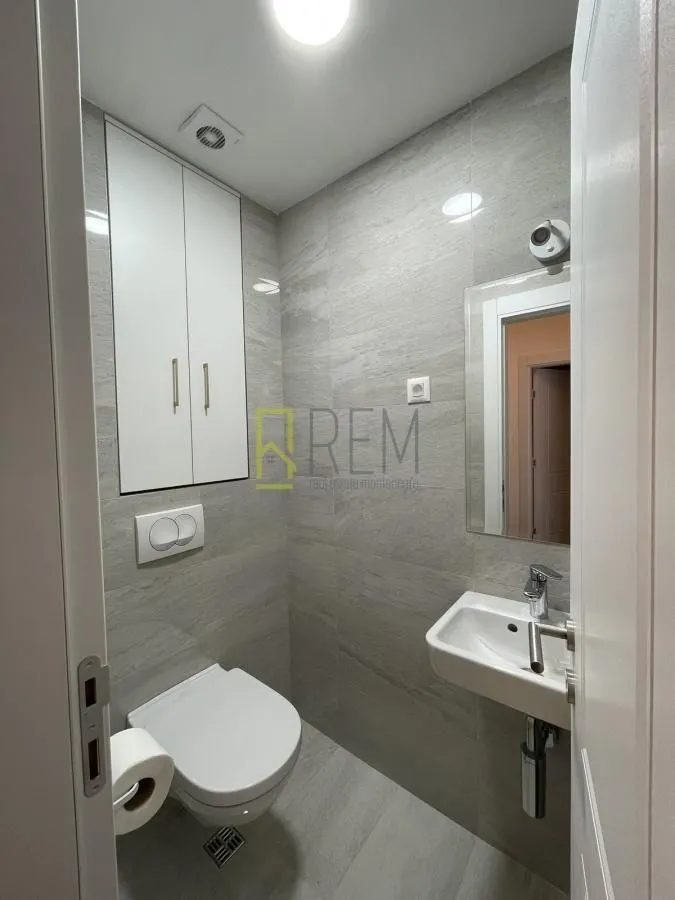 Prodaja, dvosoban stan, 90m², Zabjelo, Podgorica