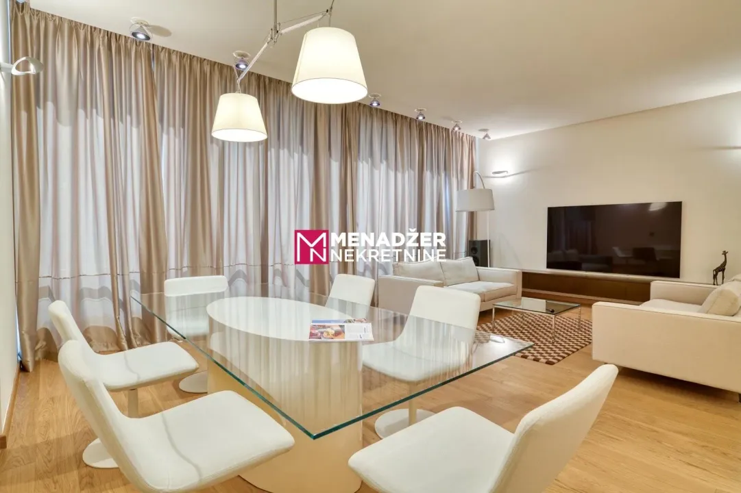 Izdavanje, dvosoban stan, 120m², Kod Capital Plaze, Podgorica