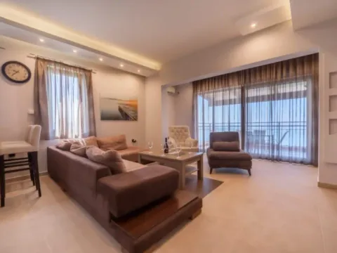 Prodaja, kuća, 560m², Šušanj, Bar - image 4