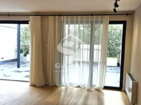 Sale, three bedroom apartment, 145m², Neimar, Vračar Sve Podlokacije - image 2