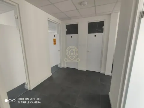 Izdavanje, poslovni prostor, 120m², Mirijevo Sve Podlokacije, Beograd - image 3