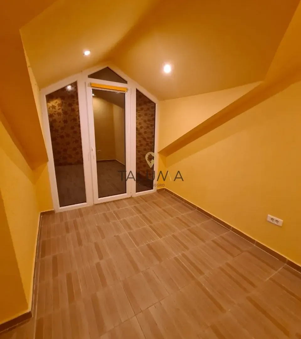 Prodaja, trosoban stan, 110m², Zagorič, Podgorica