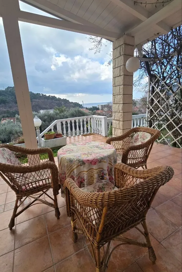 Prodaja, dvosoban stan, 56m², Petrovac, Budva