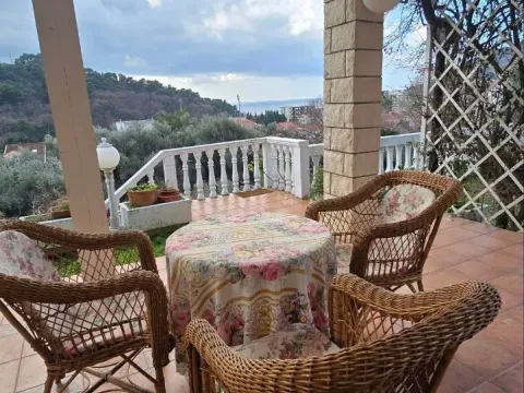 Prodaja, dvosoban stan, 56m², Petrovac, Budva - image 2