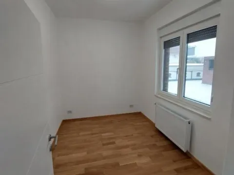 Izdavanje, jednosoban stan, 41m², Liman 4, Novi Sad Sve Podlokacije - image 5