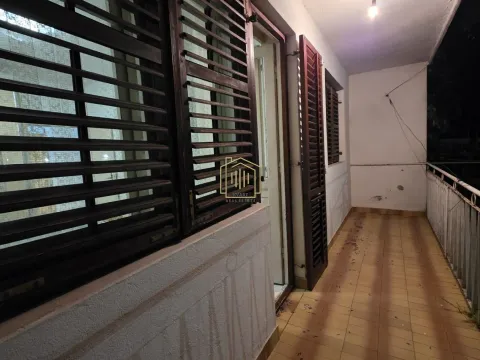 Rent, two bedroom apartment, 60m², Tološi, Podgorica - image 7