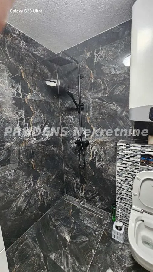 Sale, house, 218m², Surčin, Beograd