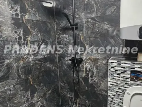 Prodaja, kuća, 218m², Surčin, Beograd - image 5