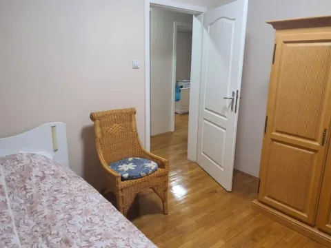Izdavanje, četvorosoban stan, 130m², Voždovac Sve Podlokacije, Beograd - image 4