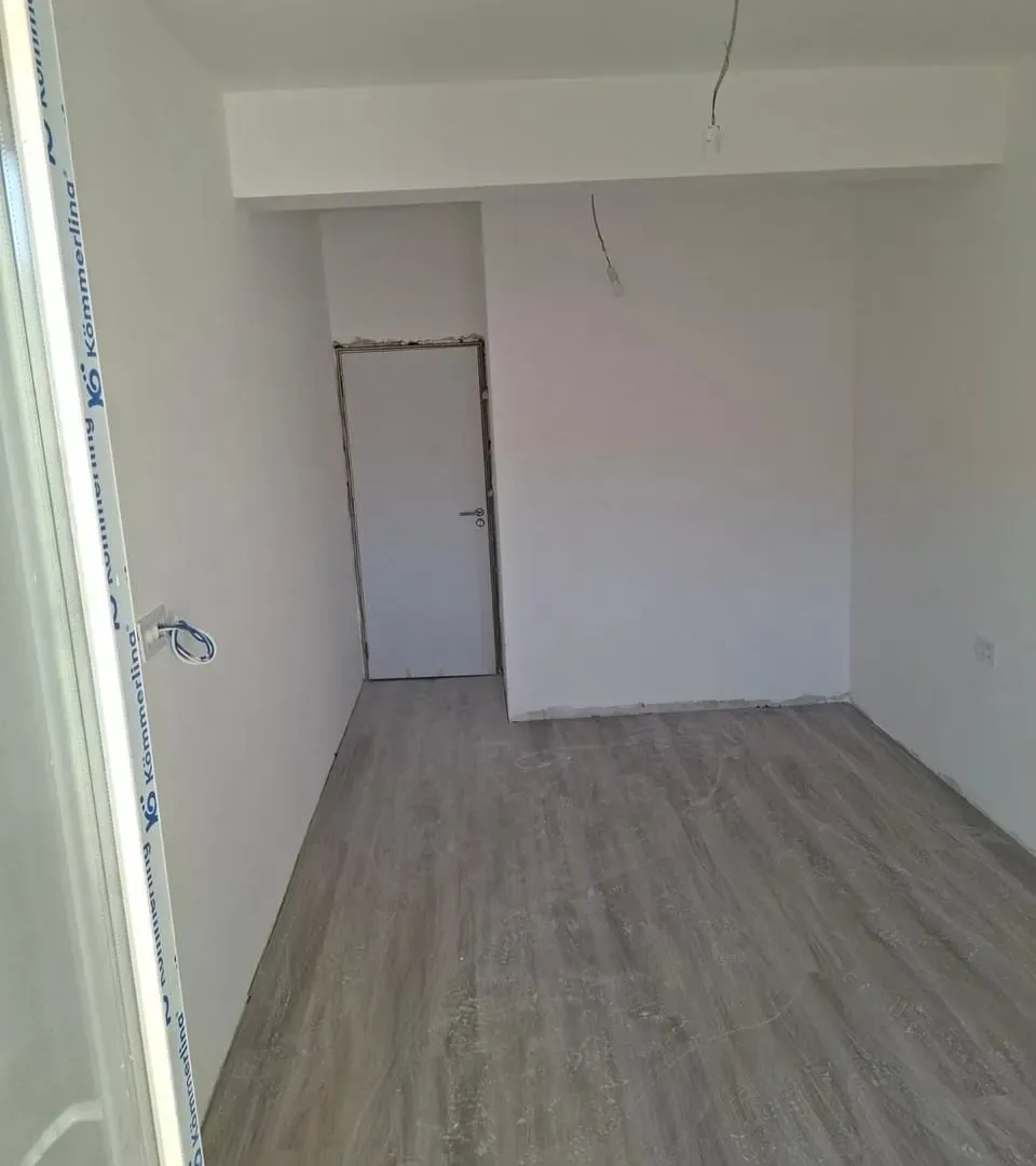 Prodaja, jednosoban stan, 56m², Lazi, Budva