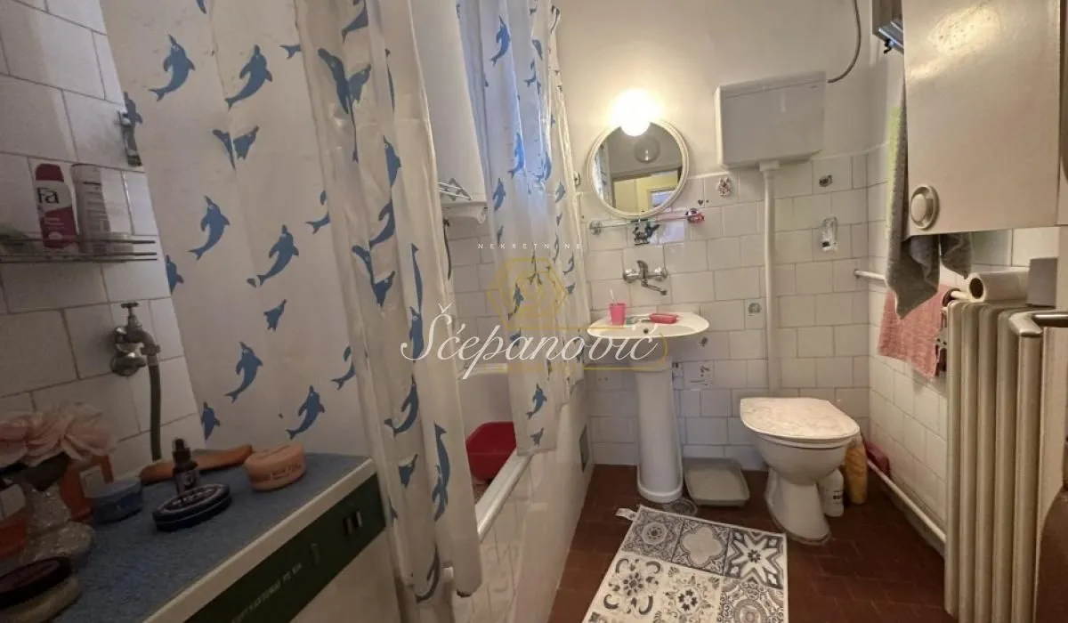 Prodaja, dvosoban stan, 63m², Bulevar Oslobodjenja, Novi Sad Sve Podlokacije