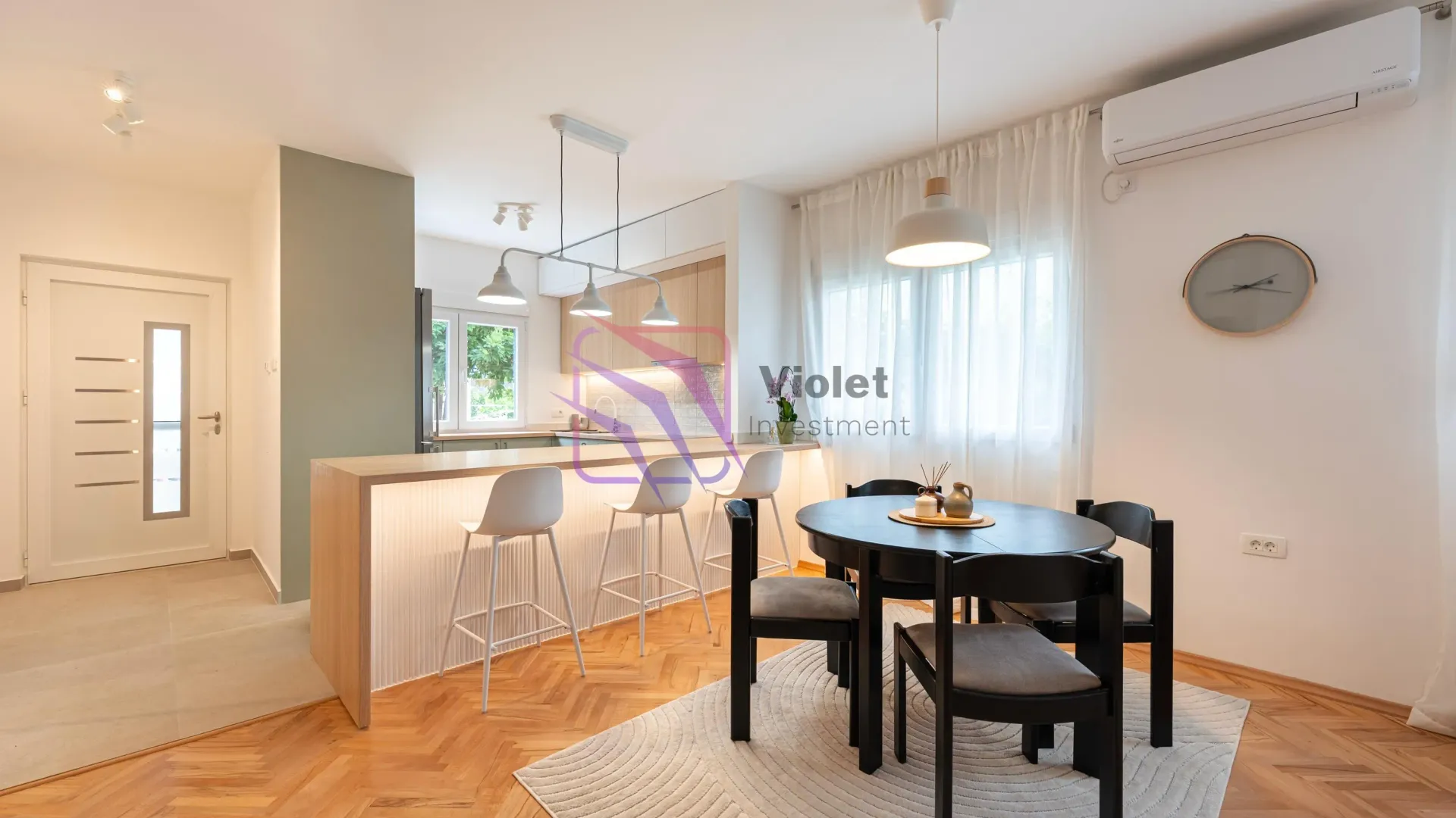 Izdavanje, trosoban stan, 100m², Dalmatinska ulica, Podgorica
