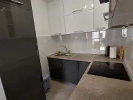 Izdavanje, dvosoban stan, 68m², Centar, Tivat - image 6