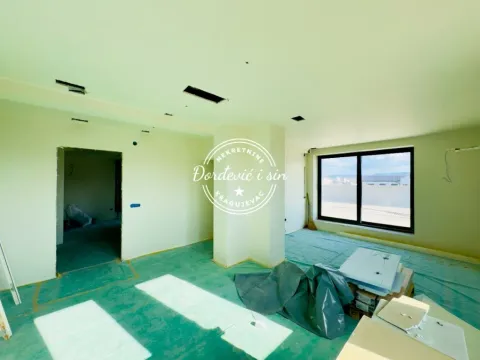 Sale, three bedroom apartment, 260m², Veliki park, Kragujevac - image 11