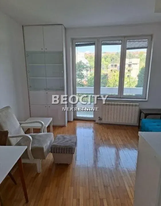 Prodaja, stan, 37m², Julino Brdo, Beograd