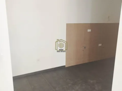 Izdavanje, dvosoban stan, 58m², Zabjelo, Podgorica - image 7