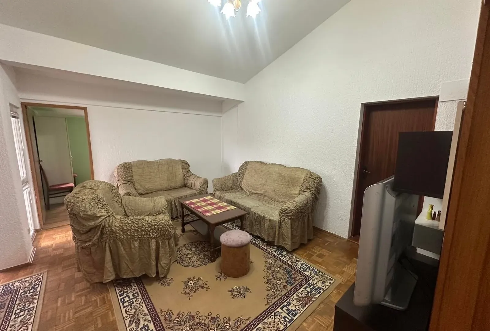 Rent, two bedroom apartment, 70m², Makedonsko naselje, Bar