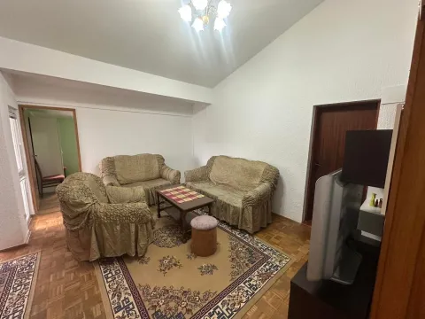 Rent, two bedroom apartment, 70m², Makedonsko naselje, Bar - image 2